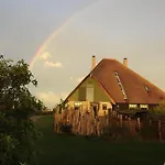 Apartment 't Staartstuk, In Natuurgebied En Vlakbij Het *