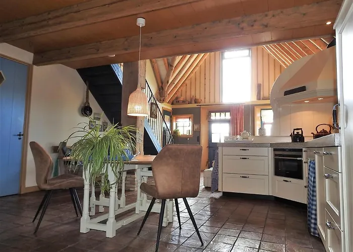 't Staartstuk, In Natuurgebied En Vlakbij Het *